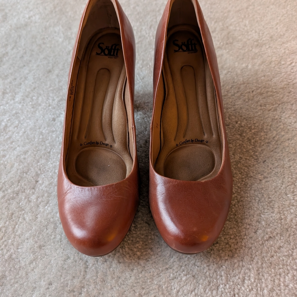 Sofft Women's Brown Leather Pumps